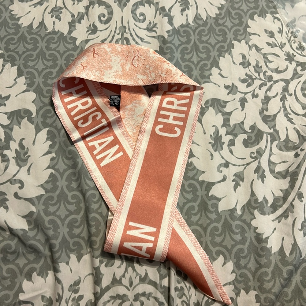 Skinny silk scarf